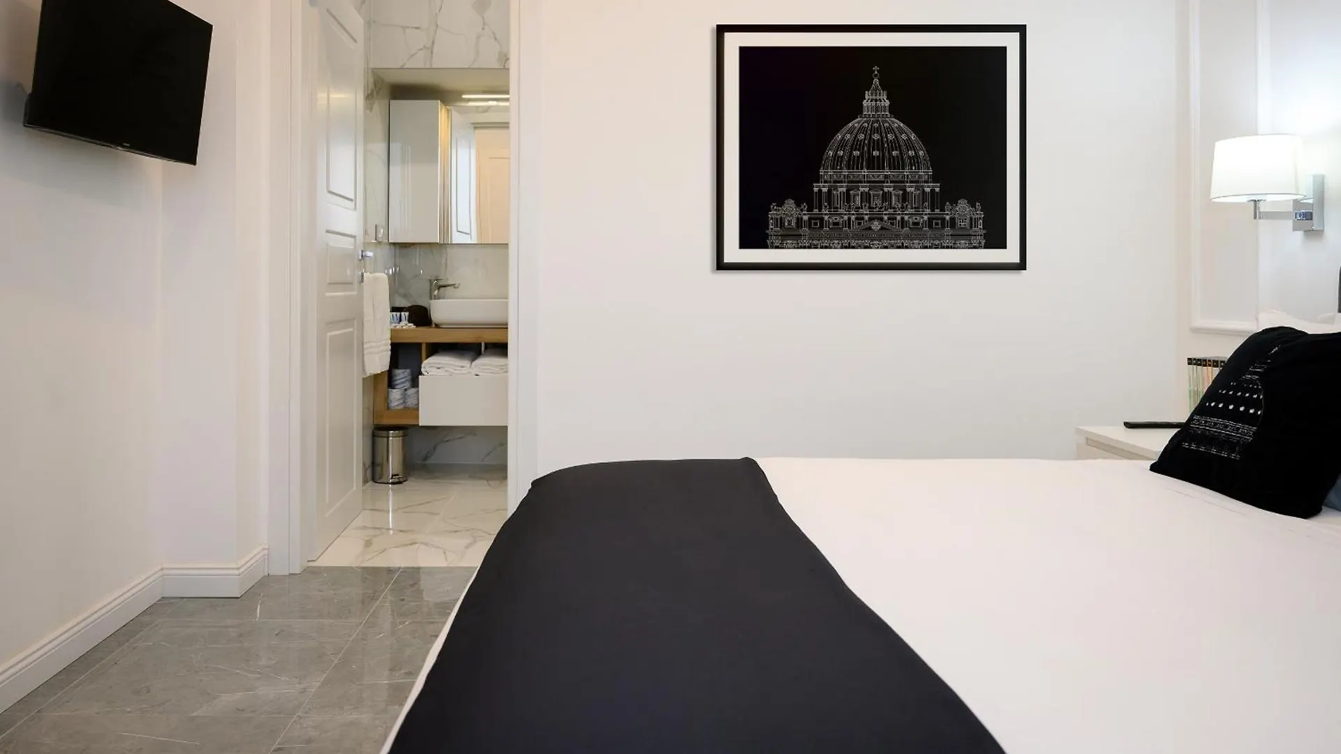 Domus Enrico Apartment Rome Italy