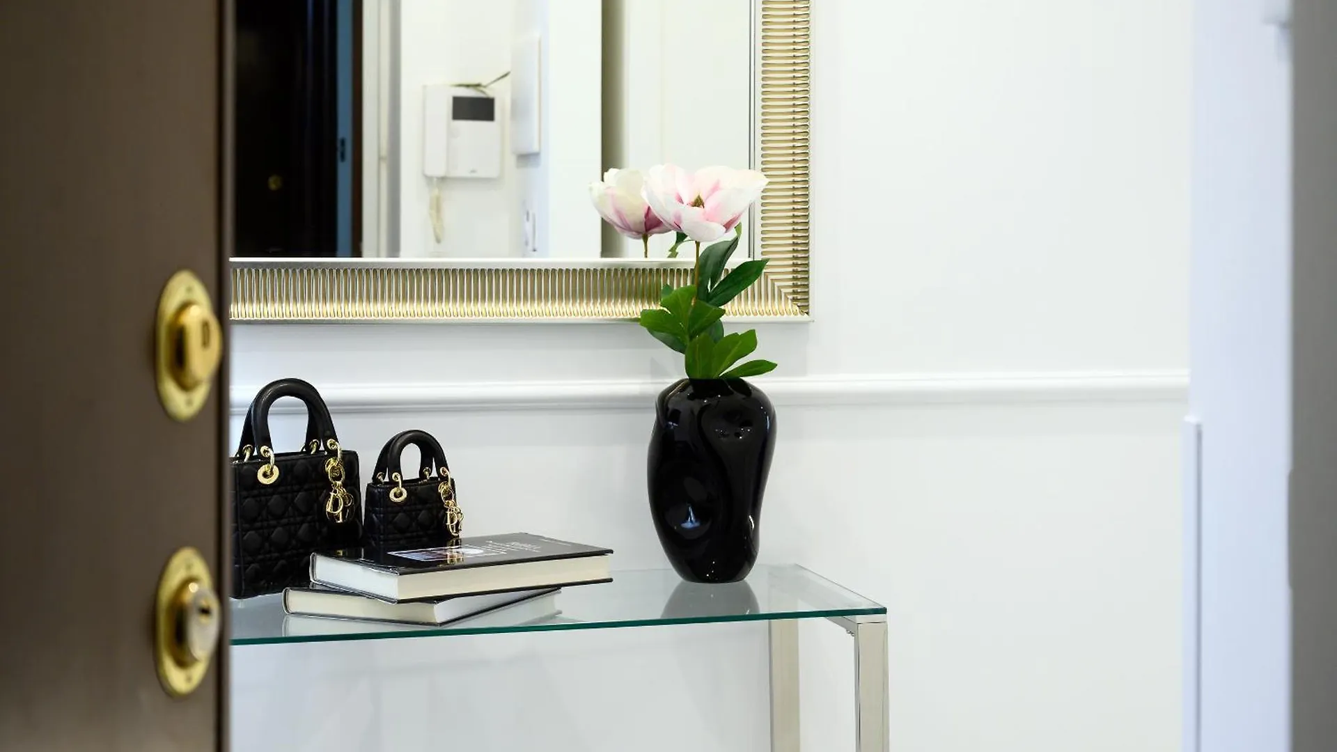 Domus Enrico Apartment Rome